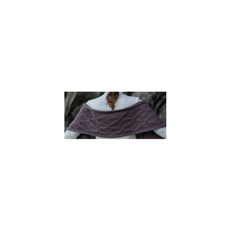 WinterHaven Plum Cable Knit Pashmina with Contrast Border
